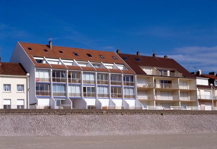 Le front de mer de la station balnéaire de Fort-Mahon-Plage