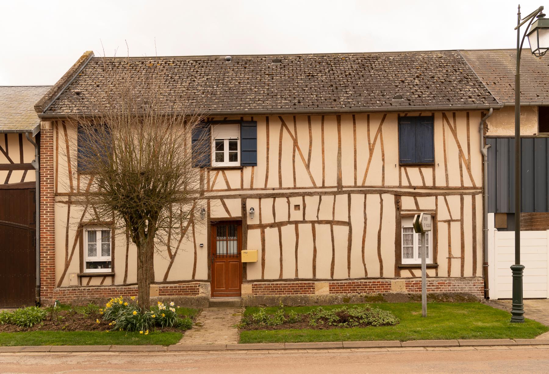 L'habitat de la commune d'Oursel-Maison