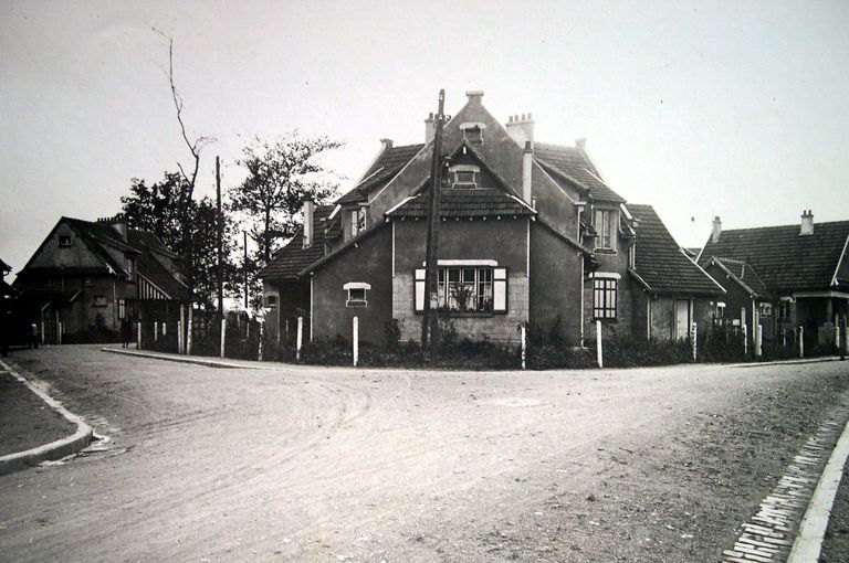 Ancien château, puis cité jardin de la Compagnie des Chemins de fer du Nord, dite cité Tourtier ou cité du Château