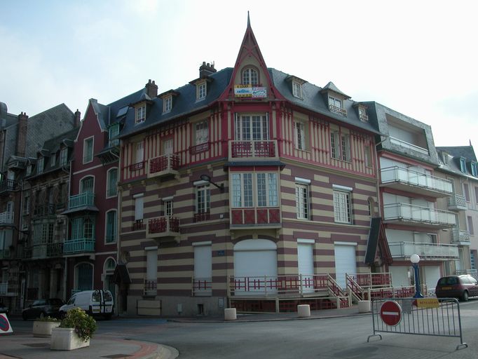 Maison à deux logements accolés