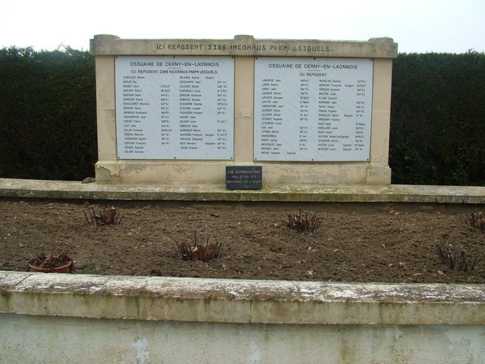 Cimetière militaire franco-allemand de Cerny-en-Laonnois