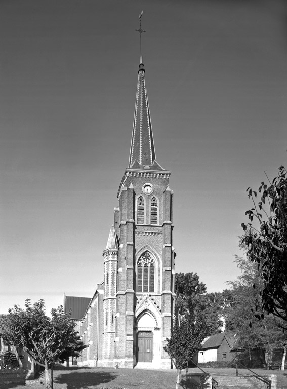 Eglise paroissiale Saint-Léger de Molliens-au-Bois