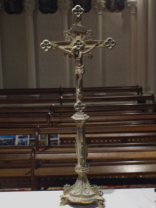 Croix d'autel (No 5)