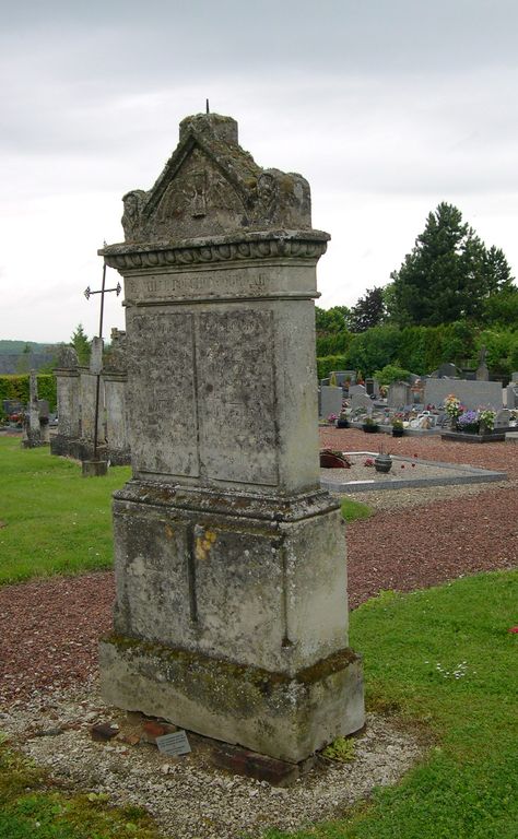 Cimetière communal de Saint-Fuscien