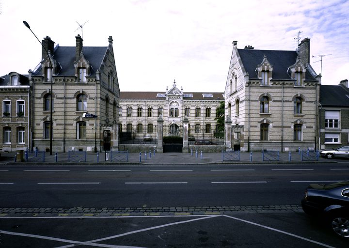 Ancienne école primaire supérieure et professionnelle, actuellement collège Auguste-Janvier à Amiens