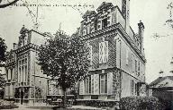 Elévation postérieure du château, vers 1910 (carte postale)