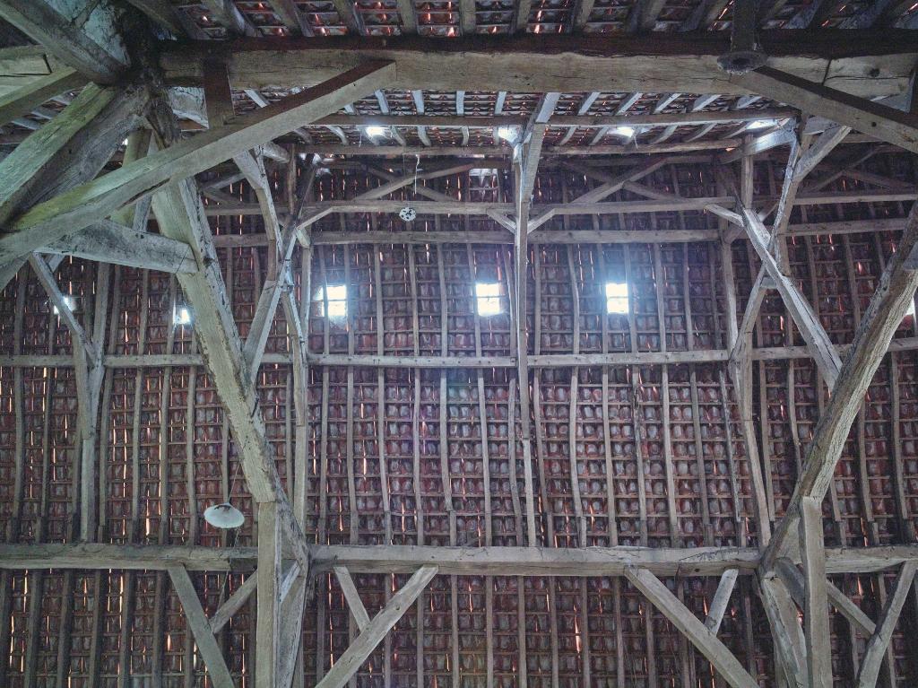 Ancienne ferme Saint-Bertin, puis sucrerie et râperie de betteraves et ferme Platiau, puis ferme des Berceaux