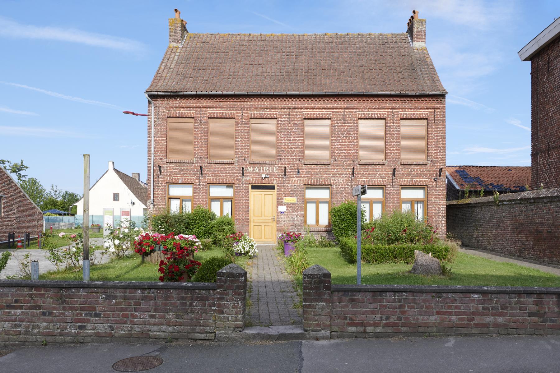 Ancienne école de filles, actuellement mairie