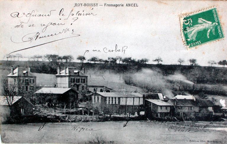 Ancien moulin à huile, puis moulin à farine Renet, devenu fromagerie industrielle Ancel, puis usine textile