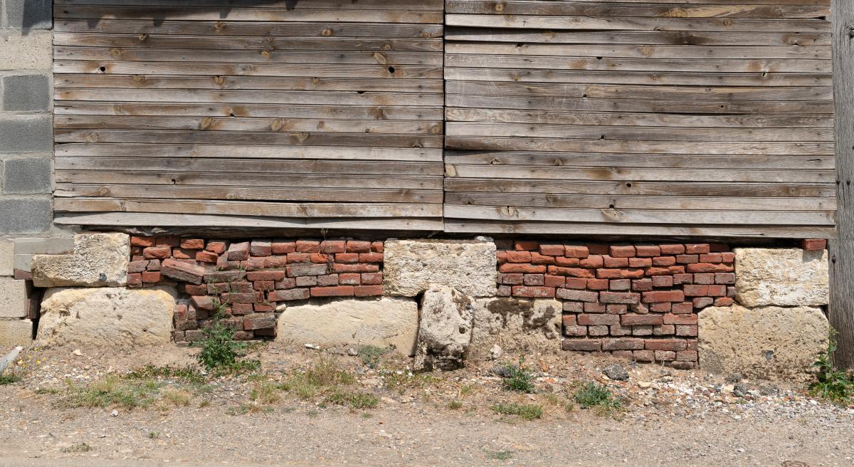 L'habitat du village de La Neuville-Saint-Pierre