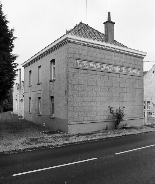 Usine de fabrication de matériaux de construction Verdavaine et fils