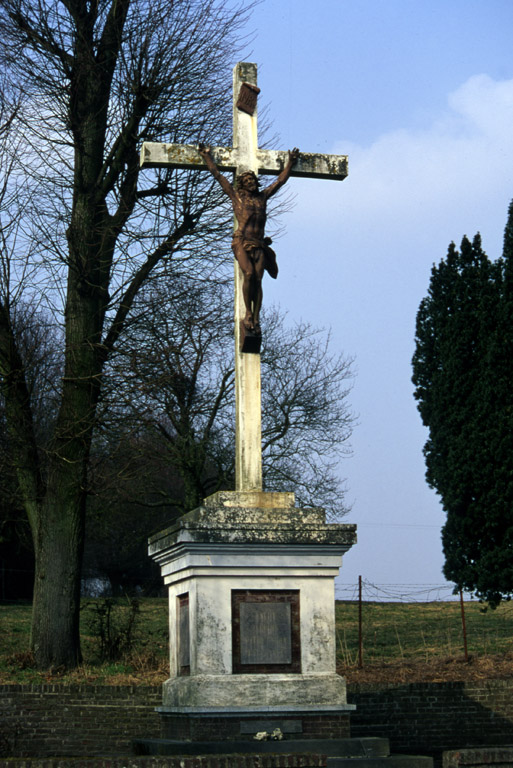 Croix de chemin au Nouvion-en-Thiérache