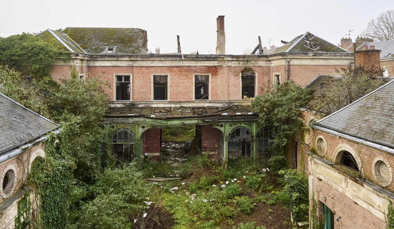 Ancien hôtel Prévost de Longpérier, puis hôtel Hecquet de Rocquemont, devenu imprimerie Yvert et Tellier, puis Yvert et Cie