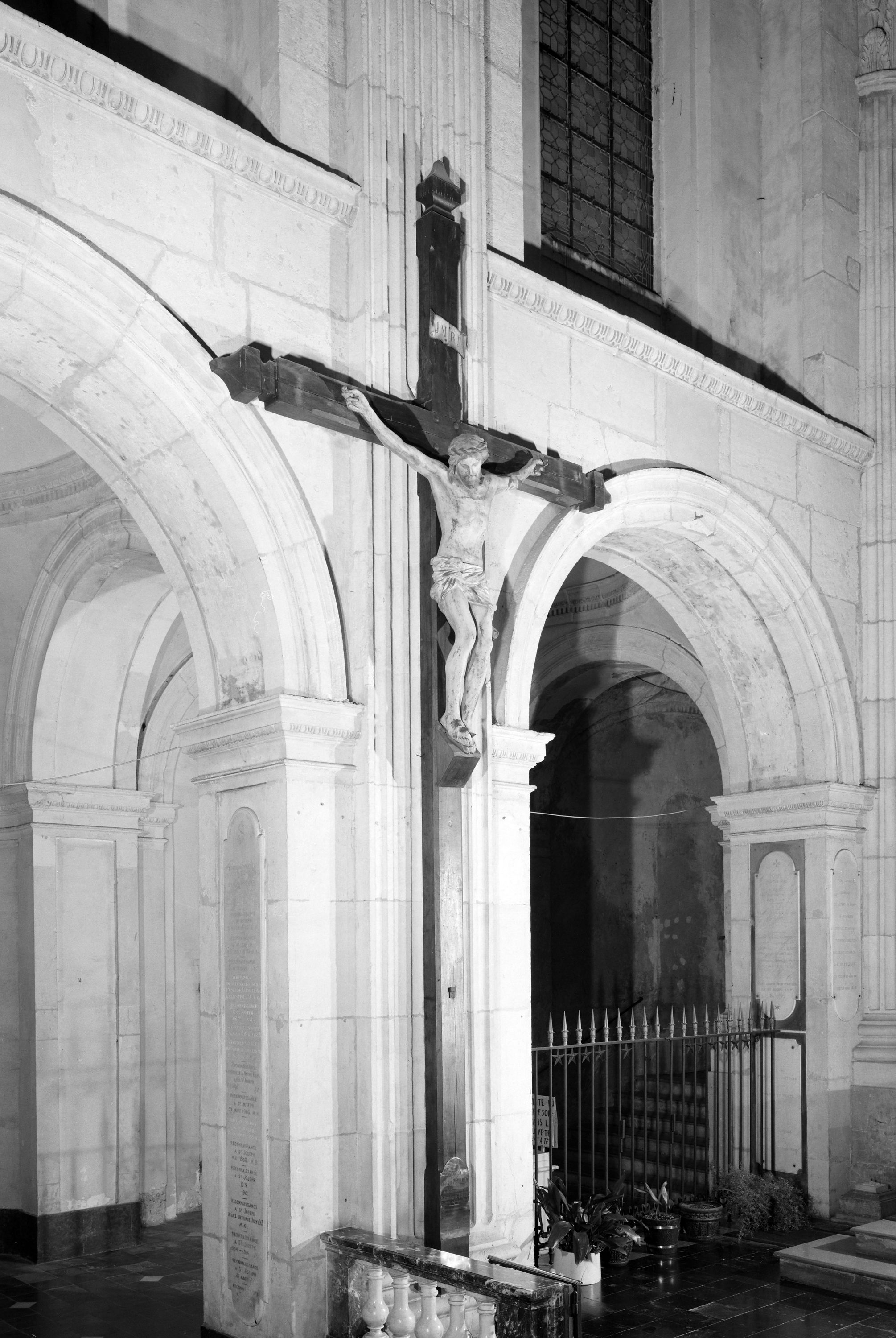 Croix monumentale dite de Jérusalem