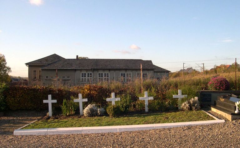 Ancienne église paroissiale et cimetière Saint-Nicolas, actuel cimetière communal de Boves