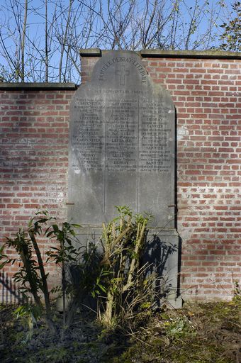 Tombeau (stèle funéraire) de la famille Debray-Lefebvre