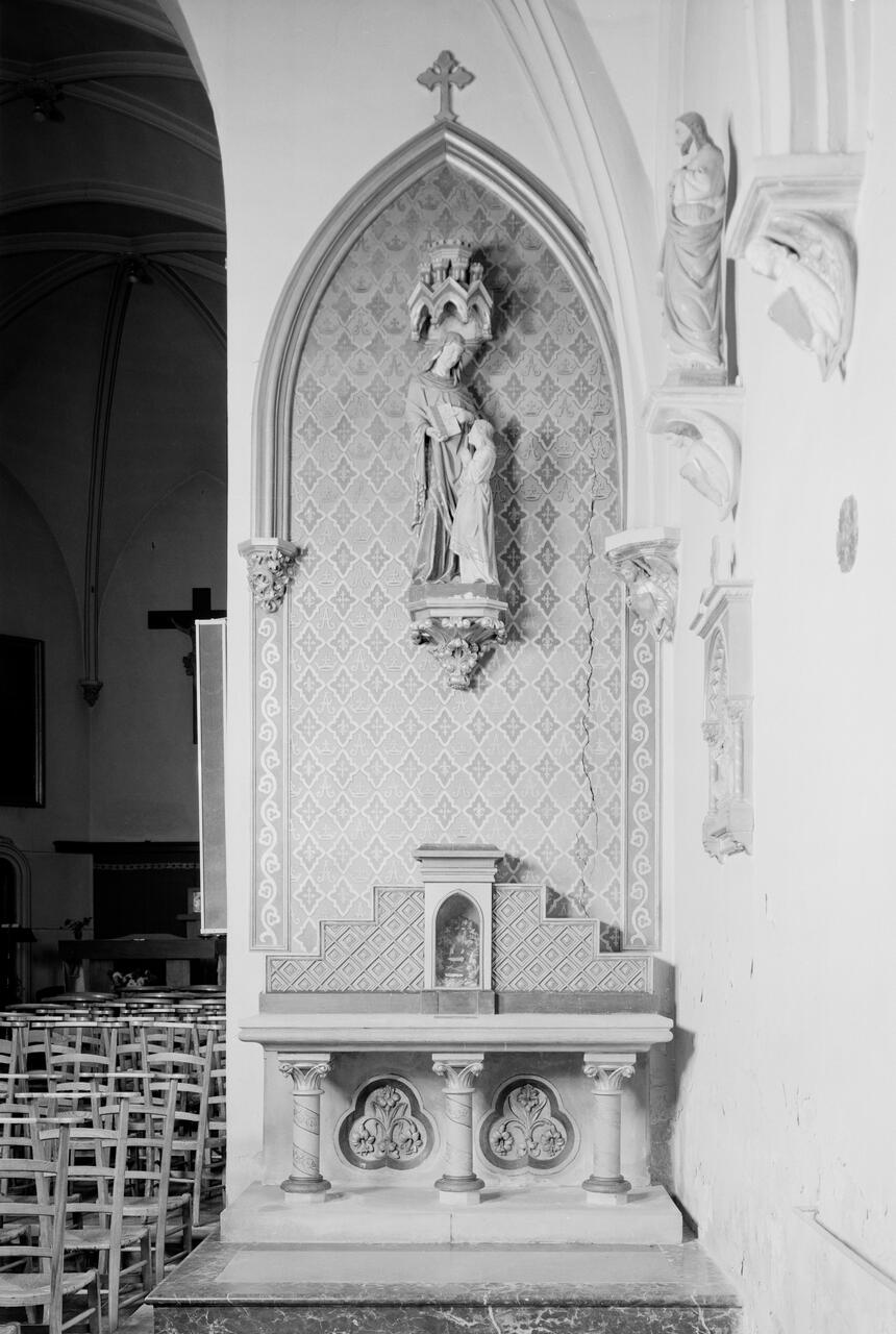 Ensemble de deux autels et leurs tabernacles : autel de la Vierge et autel de sainte Anne