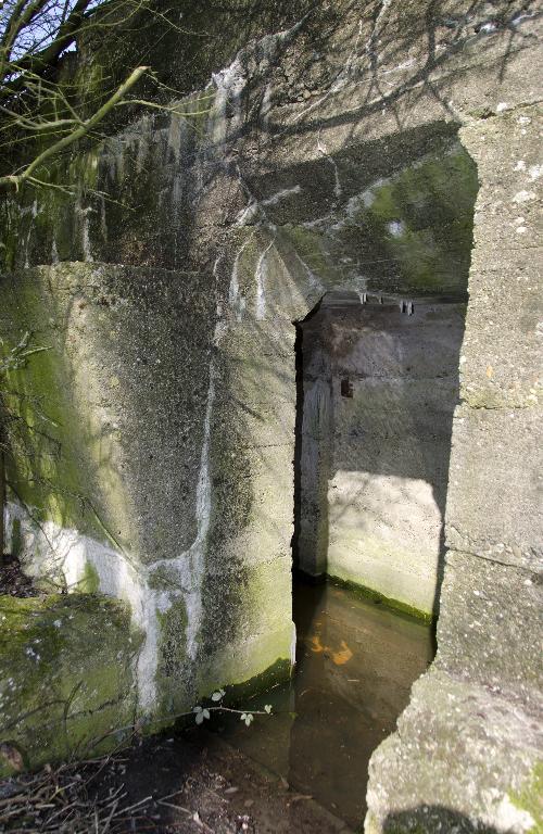 Casemate à mitrailleuse 140