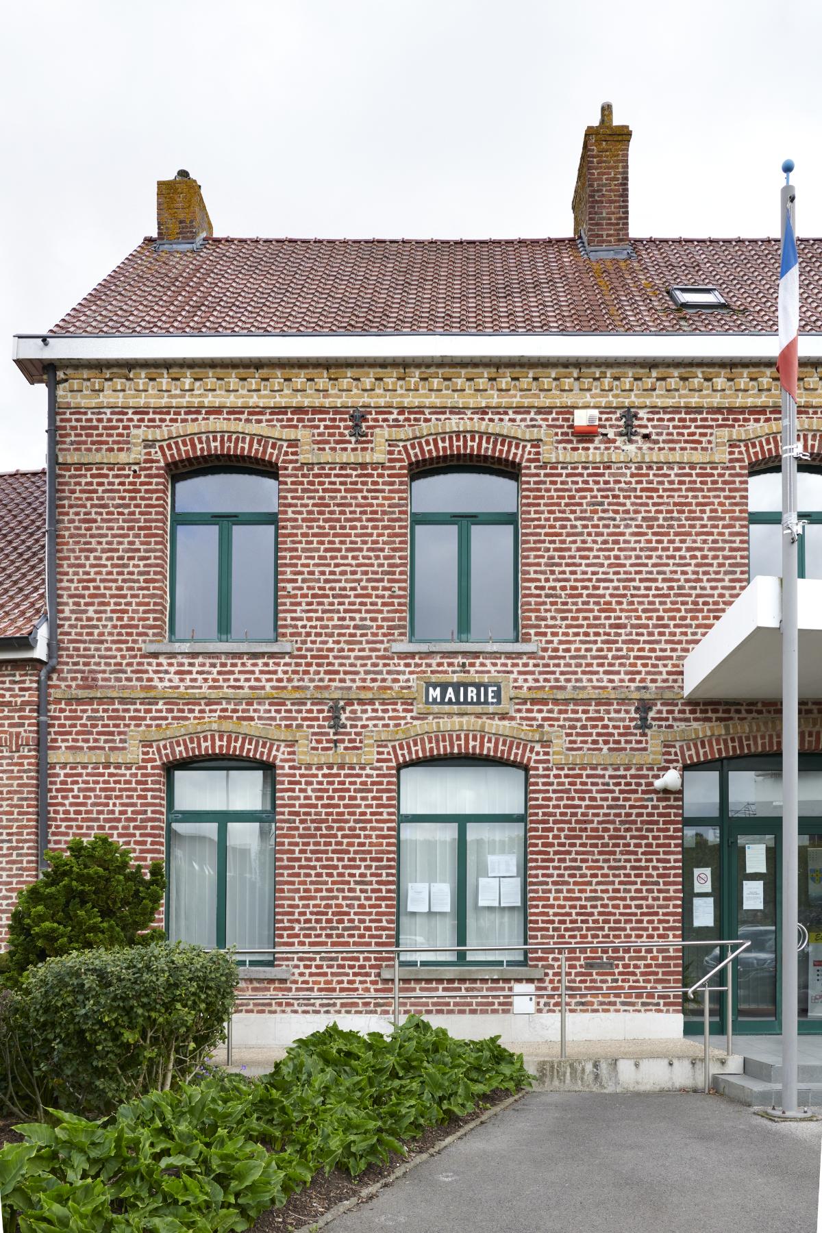 Ancienne école de garçons et logement de l’instituteur, actuellement mairie