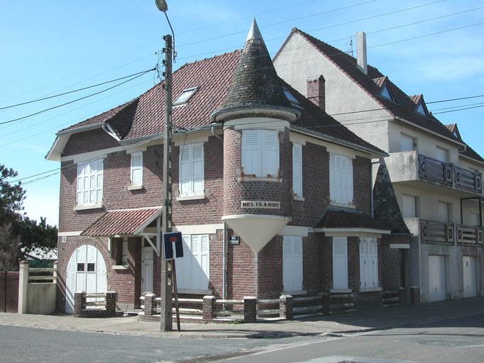 Les maisons et les immeubles des quartiers de villégiature de Quend