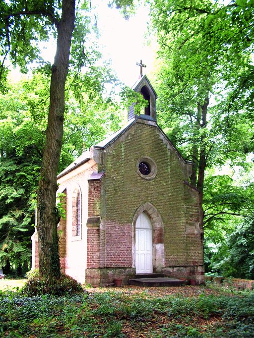 Chapelle funéraire de la famille de Brandt à Havernas