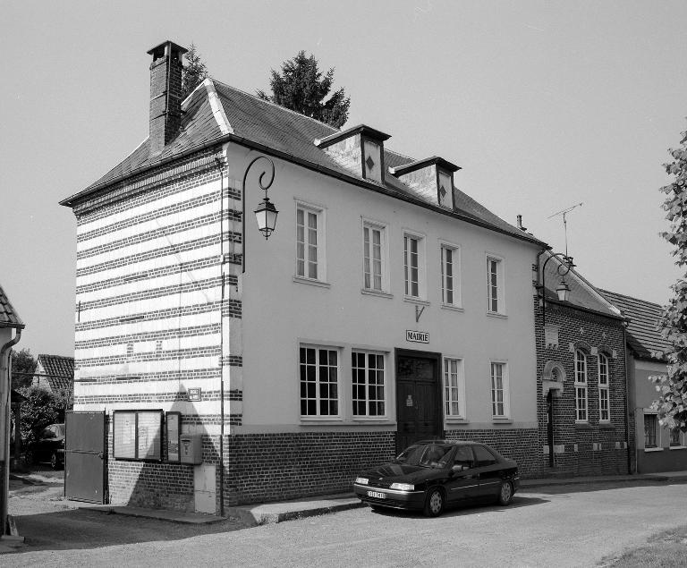 Mairie-école de Béhencourt