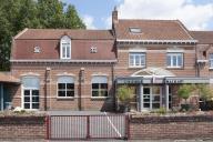 Ancienne école mixte, actuellement mairie-école d'Ochtezeele