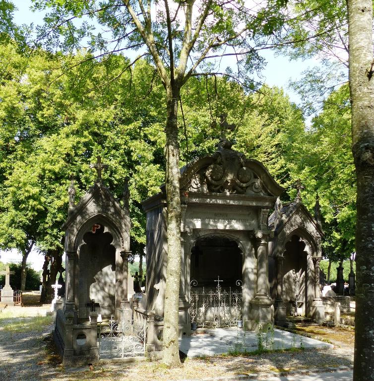Tombeau (loggia) de la famille Lebel-Derly et P. Lebel-Lebel