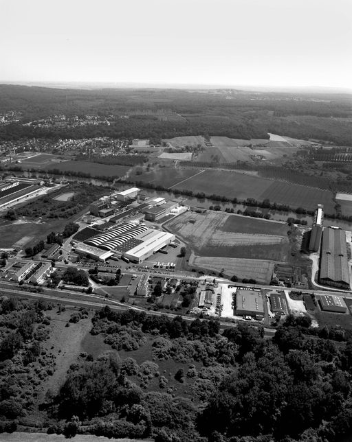 Ancienne papeterie de Pont-Sainte-Maxence, puis Modo, actuellement usine de recyclage des déchets Paprec