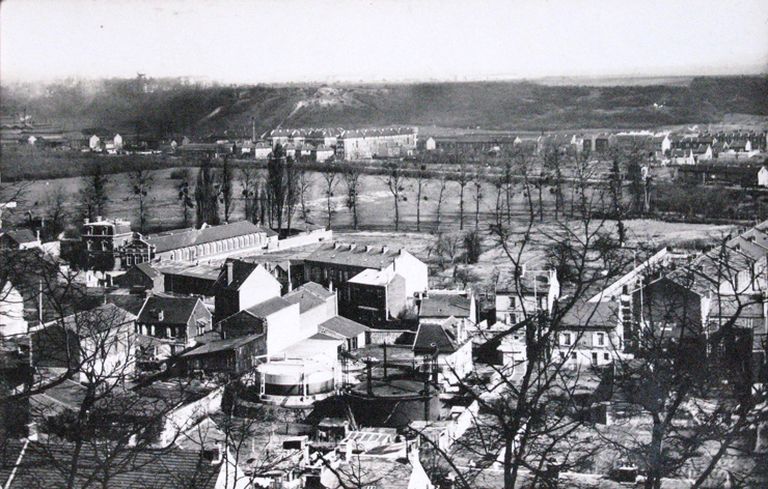 Ancienne usine à gaz de la Société anonyme de l'Eclairage de Montataire, puis de la Société anonyme pour l'Eclairage des villes et la fabrication des compteurs à gaz, puis Gaz de France (vestiges)