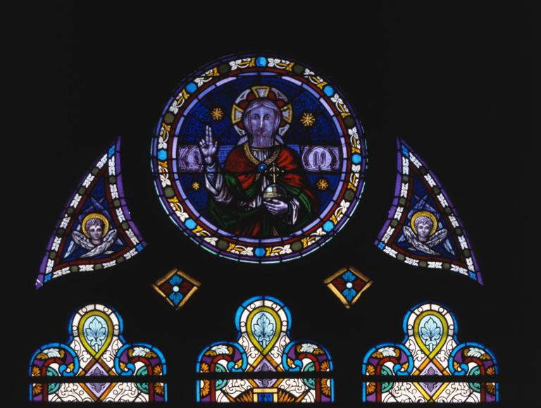 Ensemble de 2 verrières figurées : Christ bénissant, Saint Fiacre (baies 0 et 13)