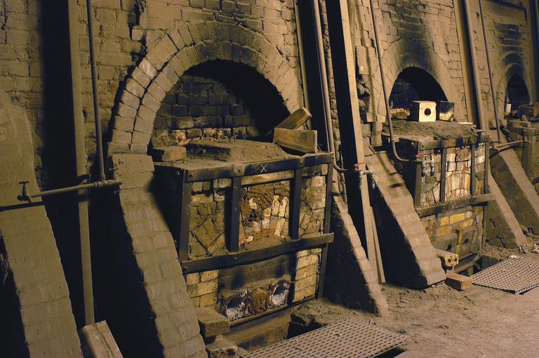 Usine de poterie Briard-Foucault, puis usine de céramique Desmarquest, puis Carrelages de Saint-Samson