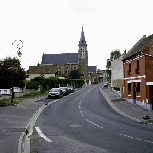 Église paroissiale et cimetière (étudié) Saint-Riquier de Dreuil-lès-Amiens