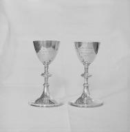 Deux coupes de communion (paire) dites coupes de sainte Cène