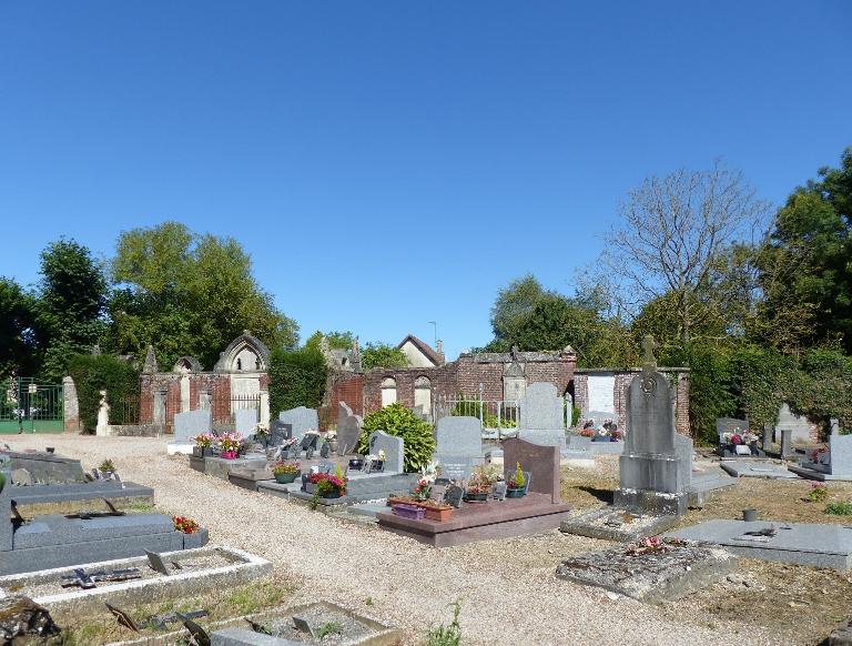 Le cimetière de Lahoussoye