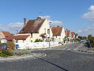 Ancienne cité de la Compagnie des Chemins de fer du Nord, dite du Cimetière ou du Matériel roulant, à Longueau