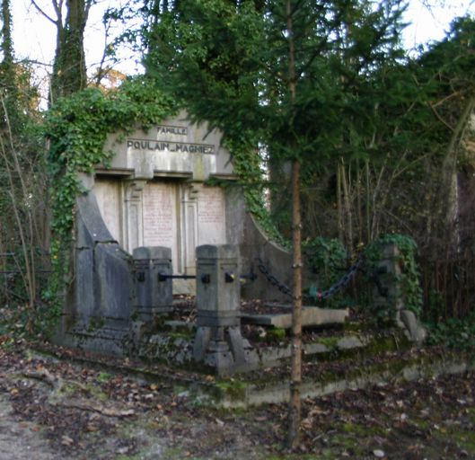 Tombeau (stèle funéraire) de la famille Poulain-Magniez