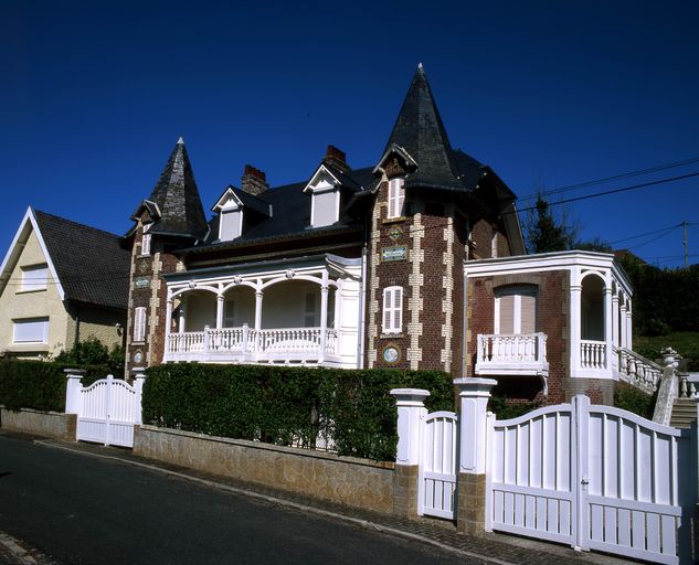 Maison de villégiature, dite Les Coucous