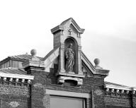 Filature de coton Maurice et Claude Charvet, puis Toulemonde-Parent dite Cotonnière d'Armentières (détruit)