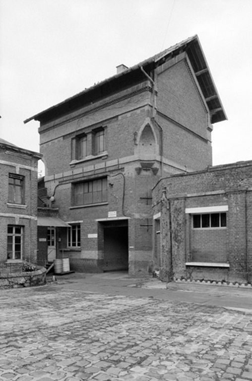 Ancienne filature de lin, puis usine textile (filature et tissage de jute) Carmichael Frères et Cie