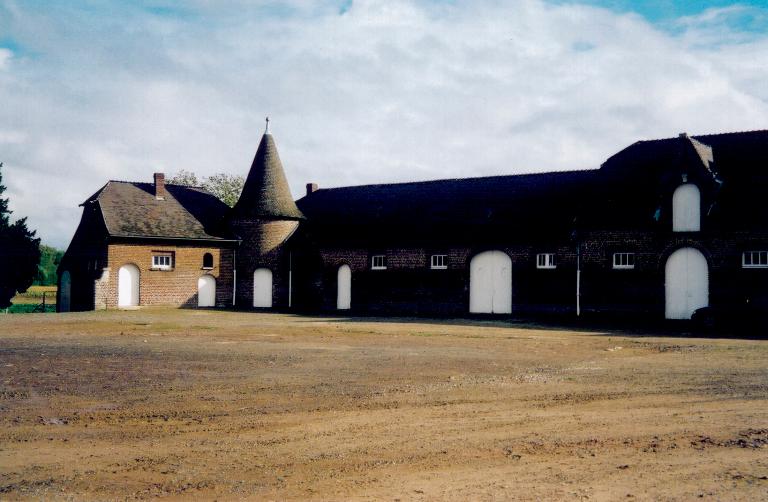 Ancien manoir et ferme de Canisy, dit Château de Canisy, puis ferme de la S.I.A.S, puis Van Heeswyck