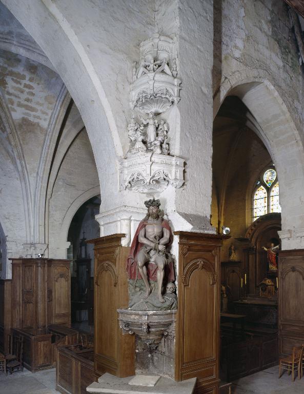 Ensemble dit du Christ de Pitié (statue, socle, dais d'architecture, groupe sculpté)