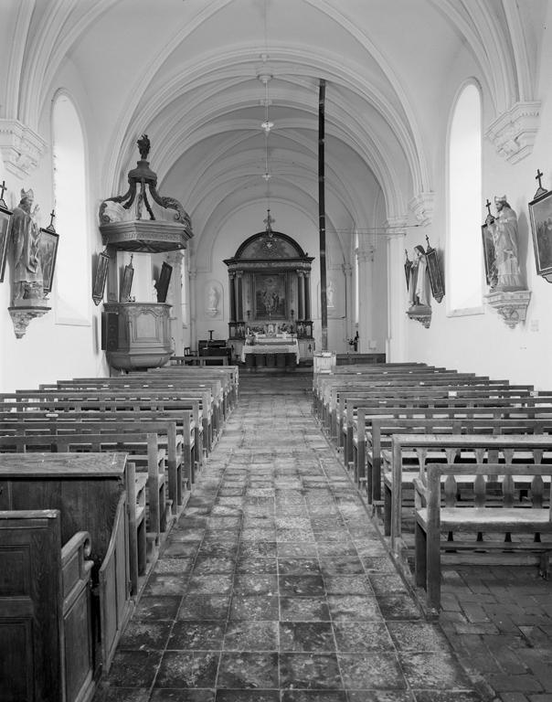 Eglise paroissiale et cimetière Saint-Rémi de La Neuville-lès-Dorengt