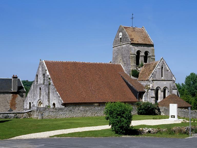 Église paroissiale Saint-Rémi de Dhuizel et son cimetière