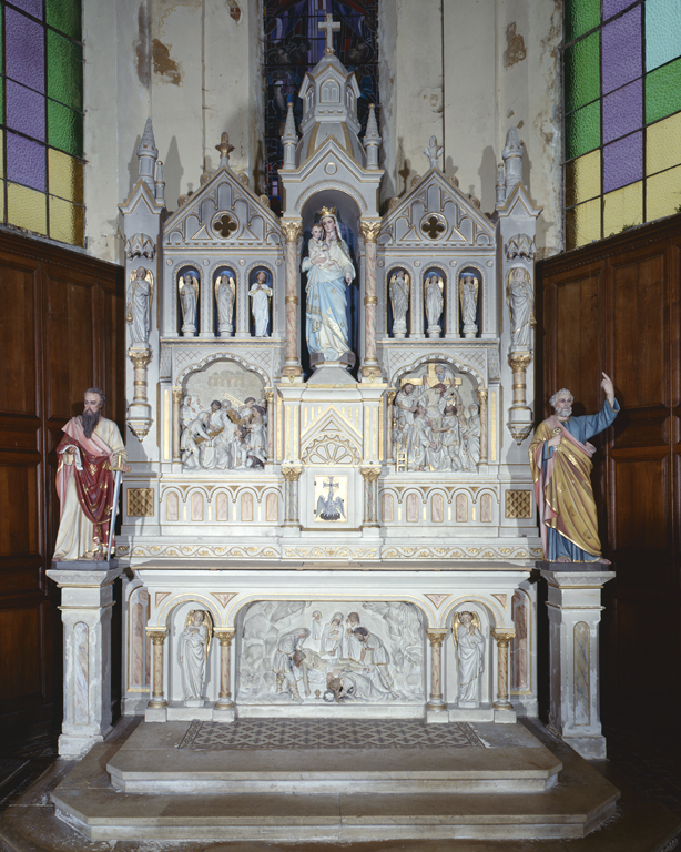 Ensemble du maître-autel (autel, retable, tabernacle, 2 statues, 3 hauts-reliefs)