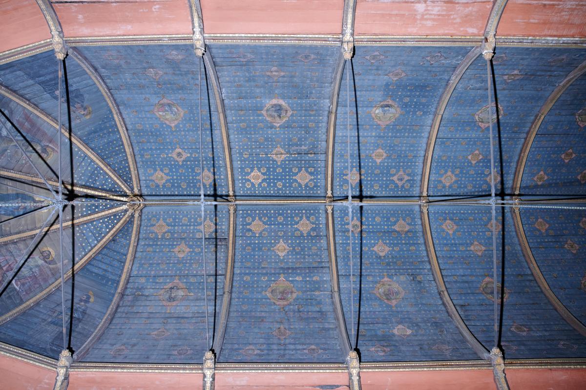 Les lambris de couvrement de la chapelle Saint-Edmund du lycée Corot de Douai