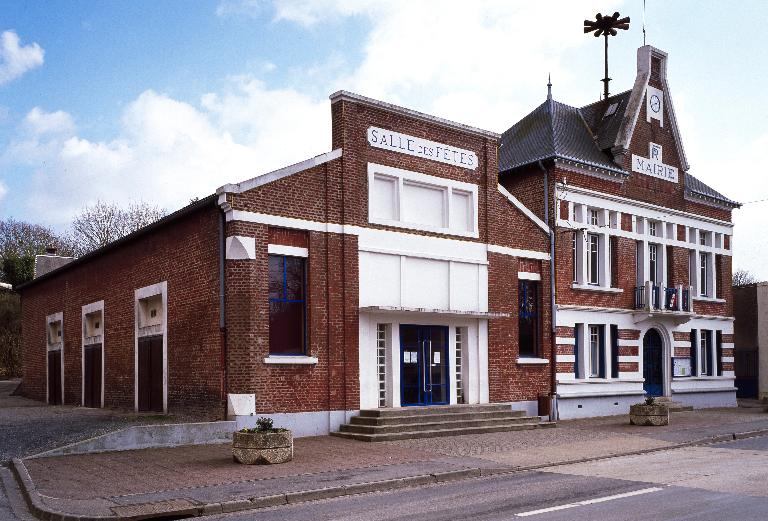 Mairie et salle des fêtes de Moislains