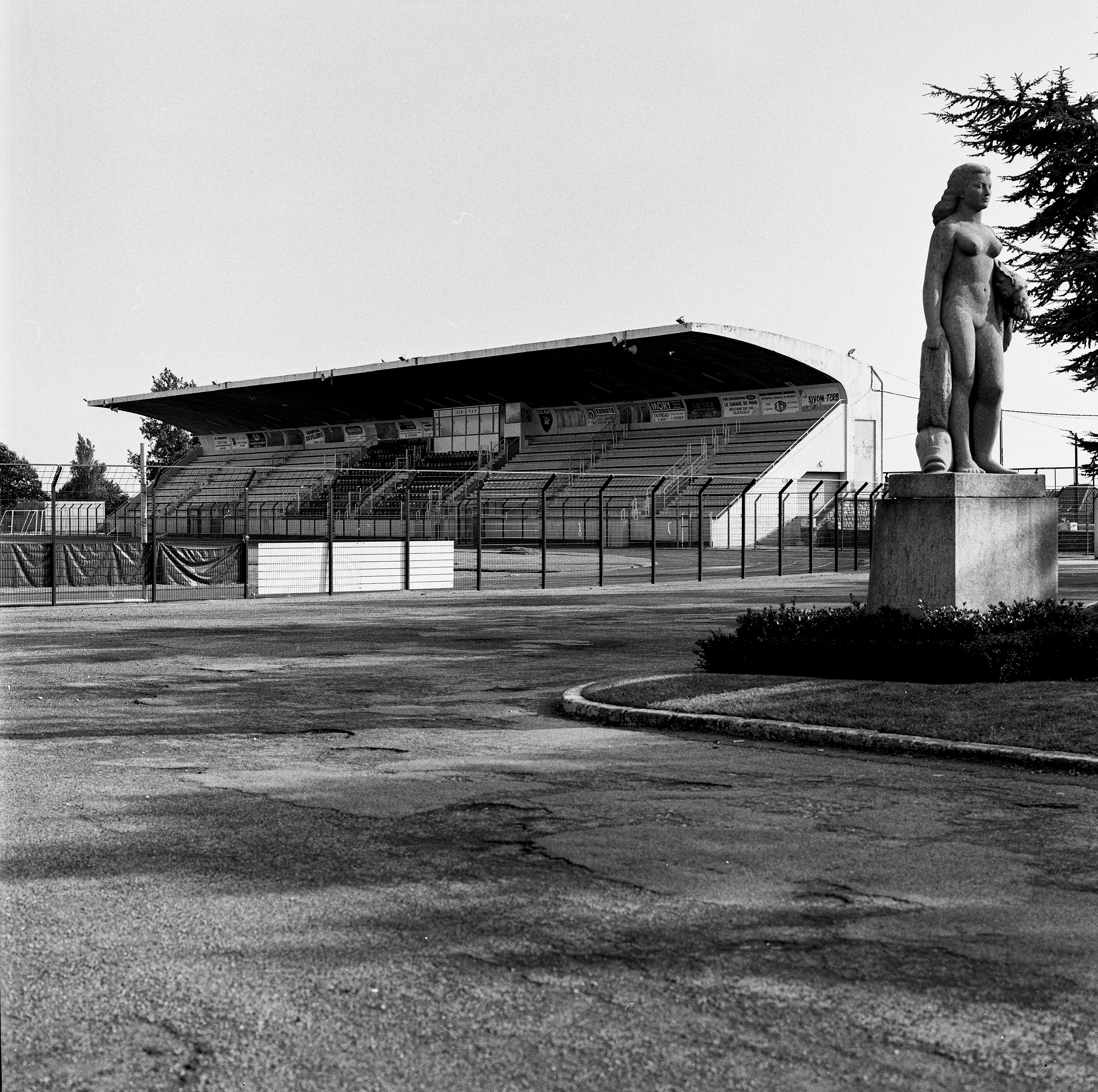 Stade municipal Léo Lagrange, dit stade de la Libération