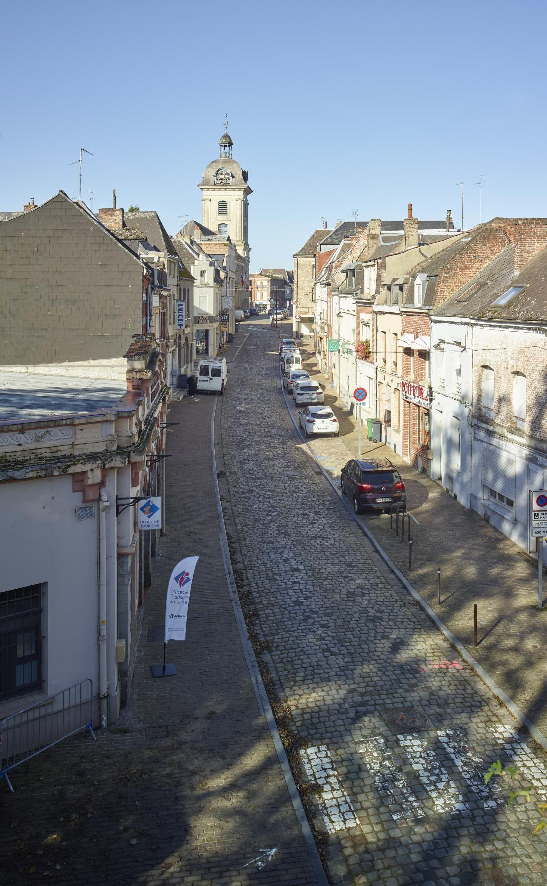 Le Quesnoy, une ville en ses remparts : dossier de présentation