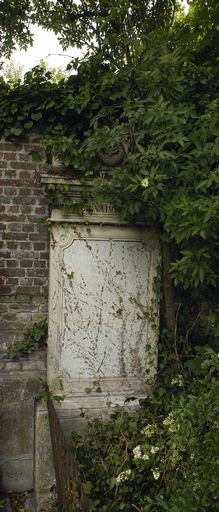 Tombeau (stèle funéraire) de la famille Bienaimé-Wasse